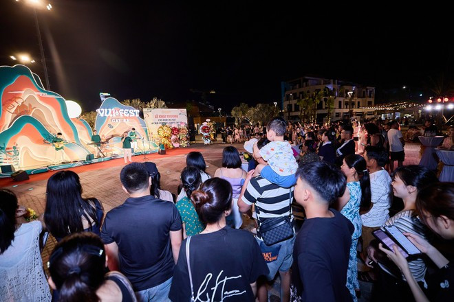 El mercado nocturno Vui-Fest (Foto: Sun Group)