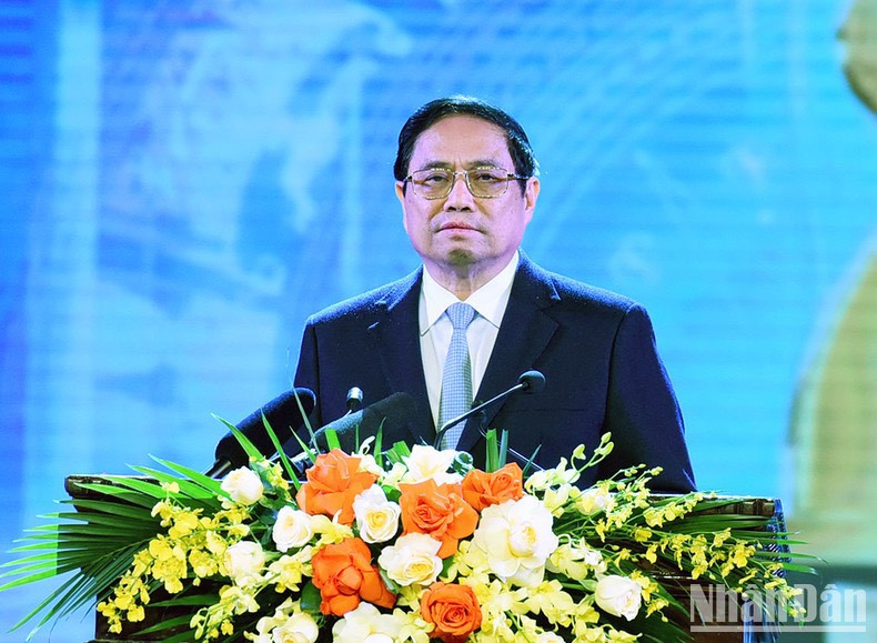 El primer ministro de Vietnam, Pham Minh Chinh, habla en el evento (Foto: Nhan Dan)