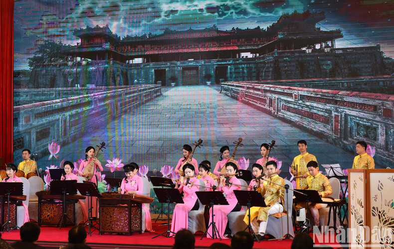 Un espectáculo artístico en el evento.