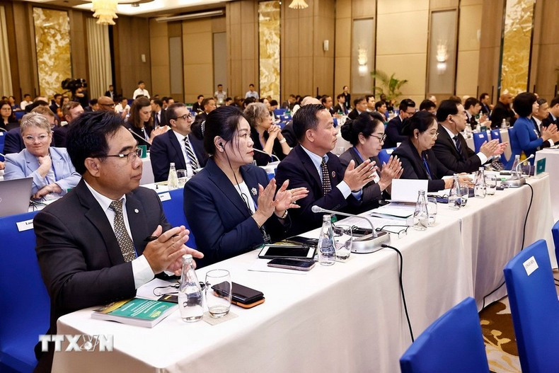 Delegados en el evento. (Foto: VNA) Delegados en el evento. (Foto: VNA)