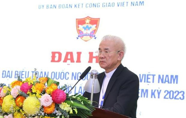 El sacerdote Tran Xuan Manh, presidente del Comité para la Solidaridad de los Católicos de Vietnam, habla en el evento (Foto:VNA) El sacerdote Tran Xuan Manh, presidente del Comité para la Solidaridad de los Católicos de Vietnam, habla en el evento (Foto:VNA)