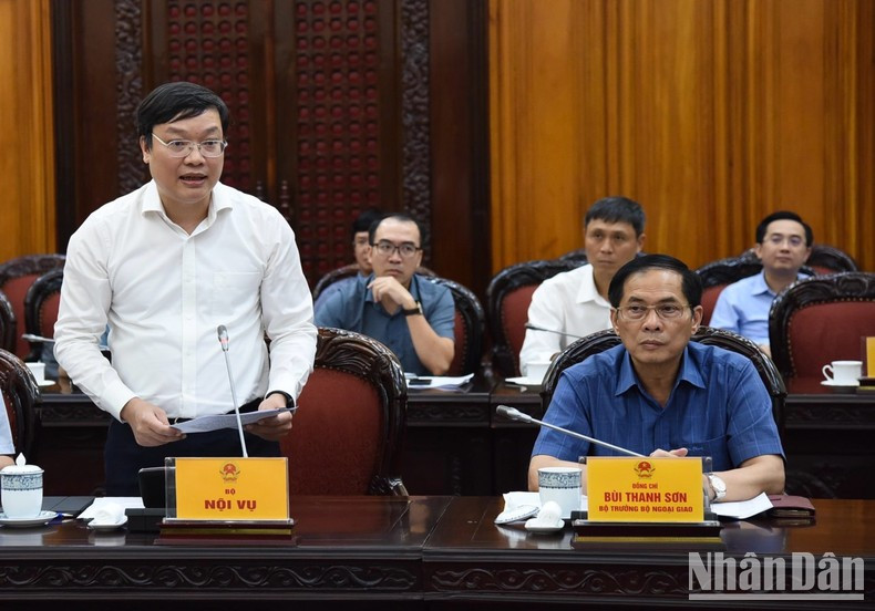 El viceministro del Interior, Truong Hai Long. El viceministro del Interior, Truong Hai Long.