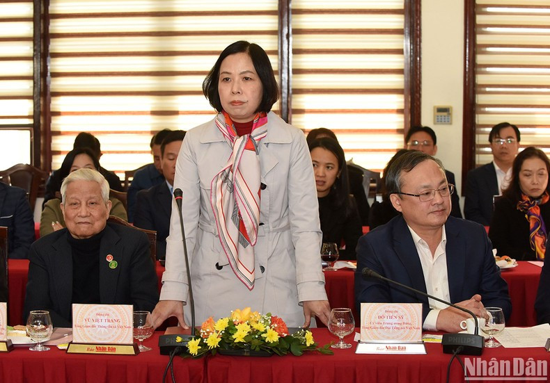 La directora general de la Agencia Vietnamita de Noticias, Vu Viet Trang, interviene en el evento. La directora general de la Agencia Vietnamita de Noticias, Vu Viet Trang, interviene en el evento.