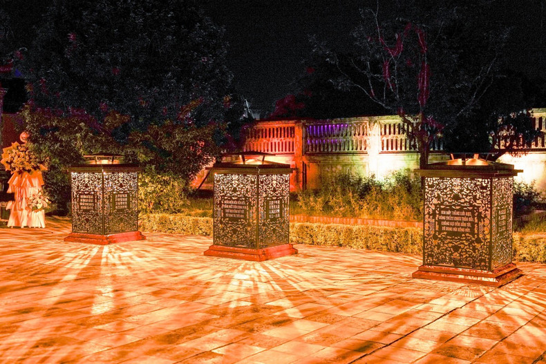 El Festival tiene como objetivo honrar el patrimonio arquitectónico de la Ciudadela Imperial de Hue, la Torre Thai Binh y sus alrededores. También pretende mejorar el intercambio de experiencias y adquirir habilidades y conocimientos de los artistas franceses, cuya experiencia y talento son muy apreciados en todo el mundo.