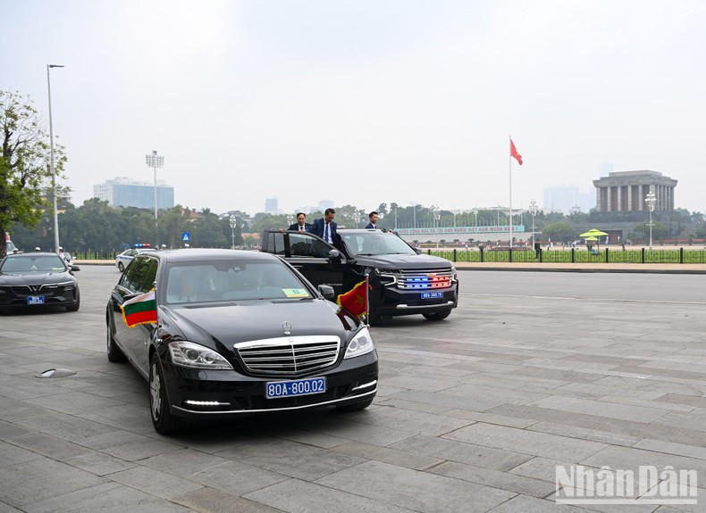 El convoy de coches del presidente de la AN de Bulgaria. El convoy de coches del presidente de la AN de Bulgaria.