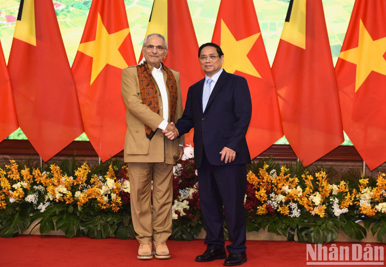 El primer ministro vietnamita, Pham Minh Chinh, y el presidente de Timor Oriental, José Ramos-Horta