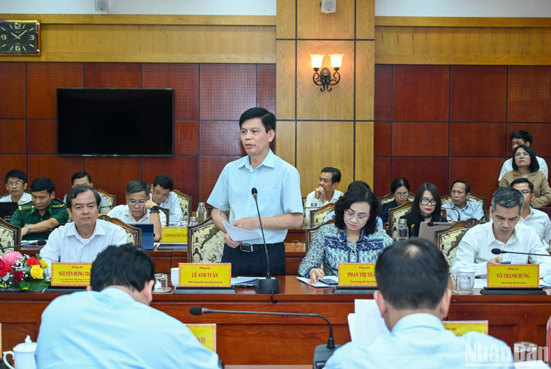 El viceministro de Transporte, Le Anh Tuan.