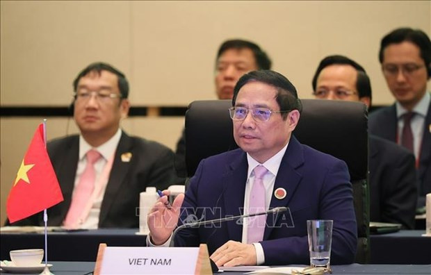 El primer ministro de Vietnam, Pham Minh Chinh, interviene en la cita (Foto: VNA)