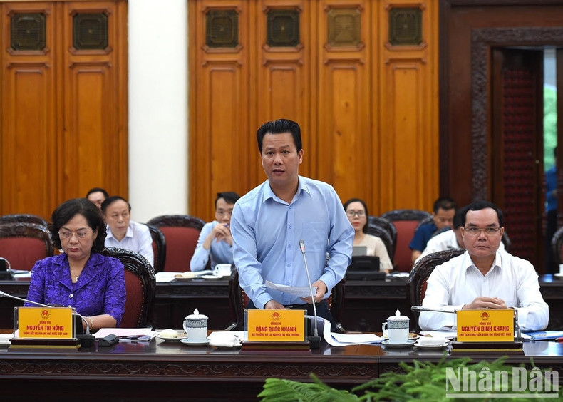 El ministro de Recursos Naturales y Medio Ambiente, Dang Quoc Khanh. El ministro de Recursos Naturales y Medio Ambiente, Dang Quoc Khanh.
