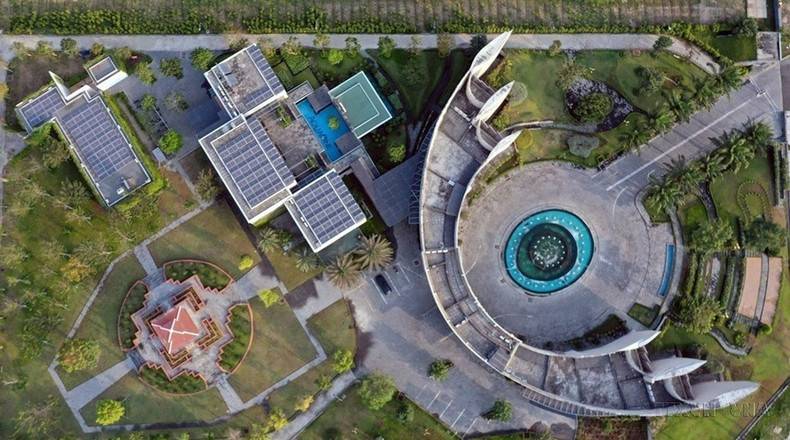La planta de agua superficial AguaOne Song Hau en el parque industrial Song Hau, distrito de Chau Thanh, provincia de Hau Giang, proporciona agua para uso doméstico y para la producción, lo que contribuye a estabilizar la seguridad hídrica en el delta del Mekong frente al riesgo de contaminación. La planta de agua superficial AguaOne Song Hau en el parque industrial Song Hau, distrito de Chau Thanh, provincia de Hau Giang, proporciona agua para uso doméstico y para la producción, lo que contribuye a estabilizar la seguridad hídrica en el delta del Mekong frente al riesgo de contaminación.