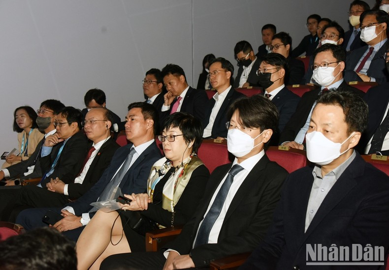 Los participantes en el evento. Los participantes en el evento.