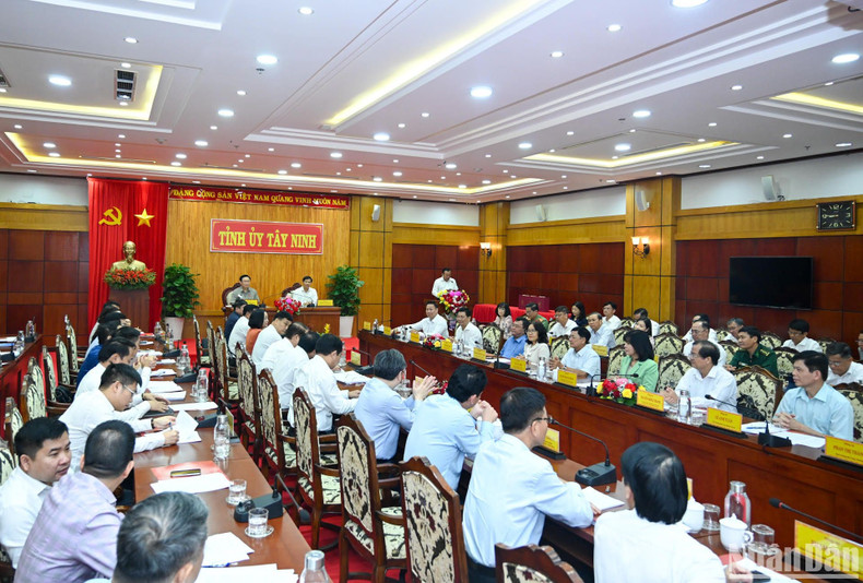 Vista general de la reunión.