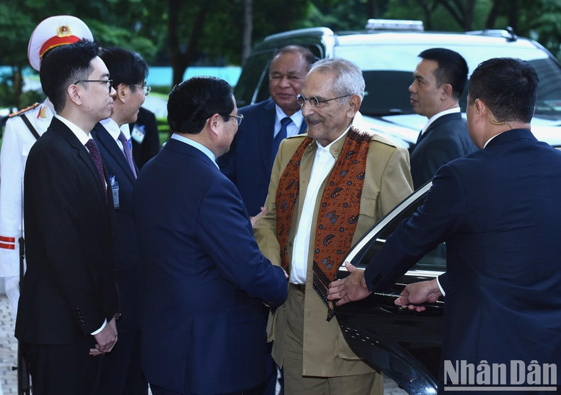 El primer ministro vietnamita, Pham Minh Chinh, recibe al presidente de Timor Oriental, José Ramos-Horta