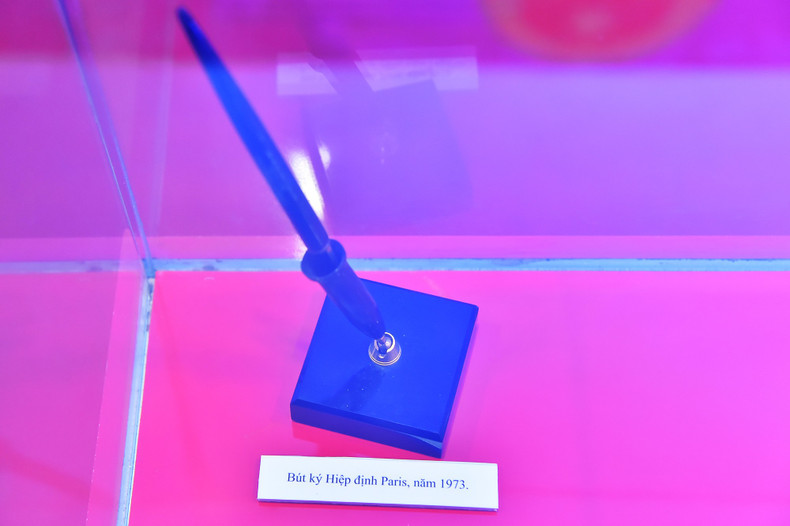 Bolígrafo para firmar los Acuerdos de París de 1973. (Fotografía: THUY NGUYEN) Bolígrafo para firmar los Acuerdos de París de 1973. (Fotografía: THUY NGUYEN)