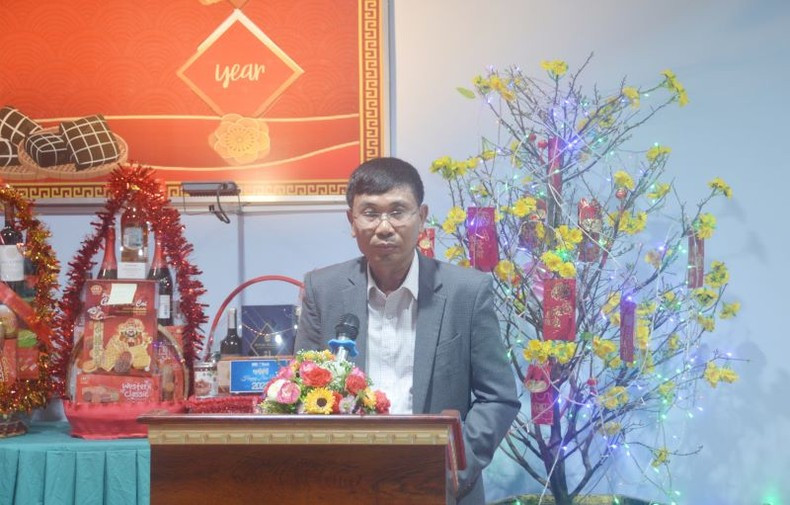 Ngo Van Tuat, ministro consejero de la Embajada de Hanói en Phnom Penh, habla en el evento. (Fotografía: Son Xinh) Ngo Van Tuat, ministro consejero de la Embajada de Hanói en Phnom Penh, habla en el evento. (Fotografía: Son Xinh)