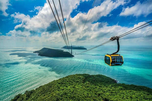 Reportera surcoreana "se enamora" de la experiencia del teleférico con vistas al mar hasta Hòn Thơm Reportera surcoreana "se enamora" de la experiencia del teleférico con vistas al mar hasta Hòn Thơm