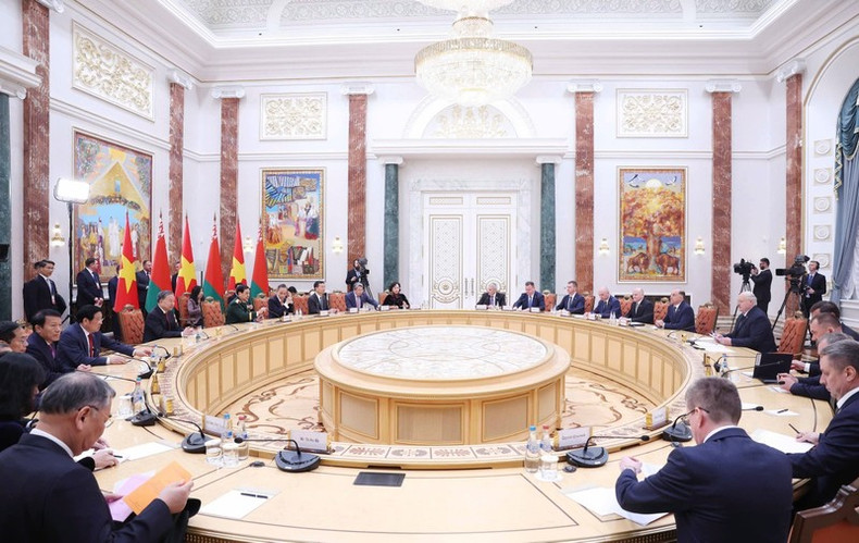 El secretario general del Partido Comunista de Vietnam, To Lam, mantiene conversaciones con el presidente bielorruso, Aleksandr Lukashenko. (Foto: VNA) El secretario general del Partido Comunista de Vietnam, To Lam, mantiene conversaciones con el presidente bielorruso, Aleksandr Lukashenko. (Foto: VNA)