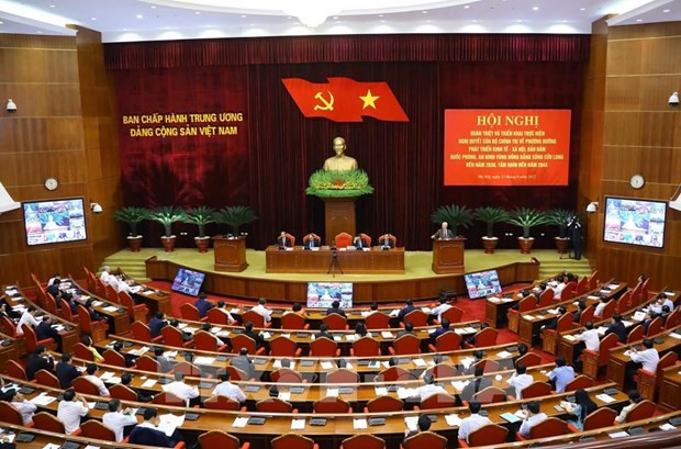 Por la primera vez, el Buró Político del Partido Comunista de Vietnam promulga seis resoluciones sobre el desarrollo socioeconómico y garantía de defensa y seguridad hasta 2030 (Fotografía:VNA) Por la primera vez, el Buró Político del Partido Comunista de Vietnam promulga seis resoluciones sobre el desarrollo socioeconómico y garantía de defensa y seguridad hasta 2030 (Fotografía:VNA)