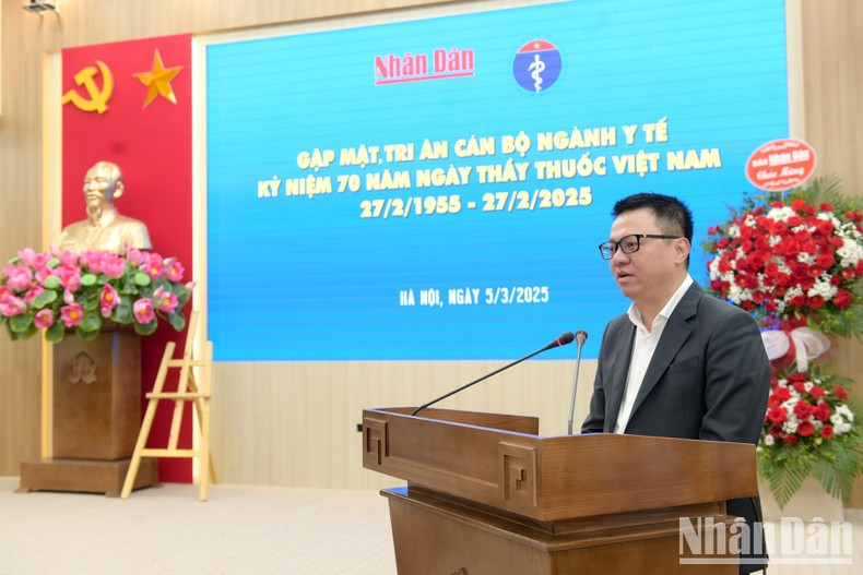 El compañero Le Quoc Minh interviene en el encuentro. (Fotografía: The Dai) El compañero Le Quoc Minh interviene en el encuentro. (Fotografía: The Dai)