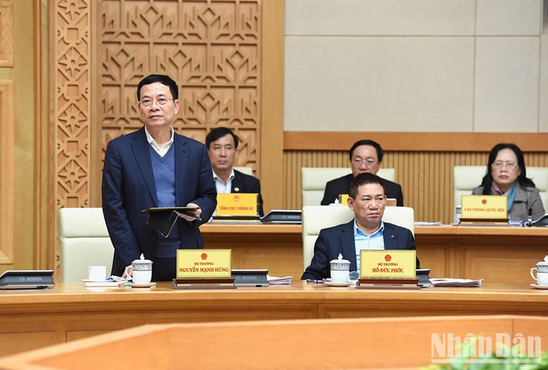 El ministro de Información y Comunicación, Nguyen Manh Hung. El ministro de Información y Comunicación, Nguyen Manh Hung.