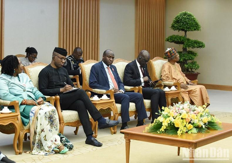 Miembros de la delegación del país africano. Miembros de la delegación del país africano.