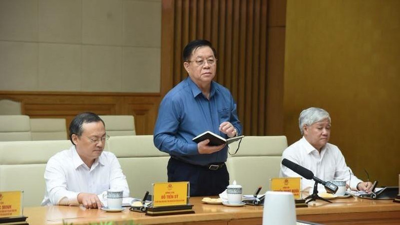 El miembro del Secretariado del Comité Central del Partido y jefe de su Comisión de Comunicación y Educación, Nguyen Trong Nghia. El miembro del Secretariado del Comité Central del Partido y jefe de su Comisión de Comunicación y Educación, Nguyen Trong Nghia.