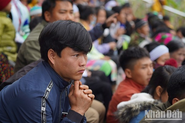 La fiesta se enmarca en el festival “Ve nguon Pac Bo” (Al origen de la revolución en de Pac Bo), inaugurado el mismo día. La fiesta se enmarca en el festival “Ve nguon Pac Bo” (Al origen de la revolución en de Pac Bo), inaugurado el mismo día.
