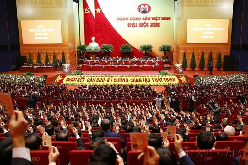 El XIII Congreso Nacional del Partido Comunista de Vietnam conduce al país a un nuevo período de desarrollo (Hanói, 25 de enero - 1 de febrero de 2021). El XIII Congreso Nacional del Partido Comunista de Vietnam conduce al país a un nuevo período de desarrollo (Hanói, 25 de enero - 1 de febrero de 2021).