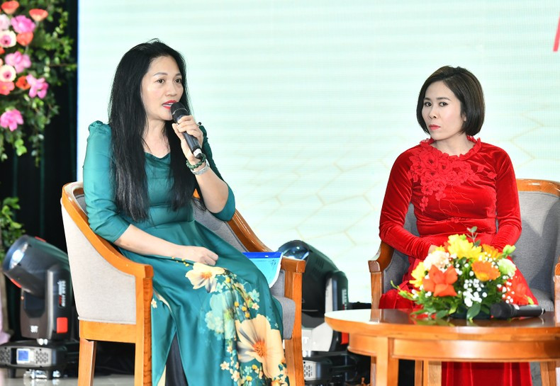 La subdirectora del Centro Médico del distrito de Nghi Xuan en la central provincia de Ha Tinh, Pham Thi Hong Lam. La subdirectora del Centro Médico del distrito de Nghi Xuan en la central provincia de Ha Tinh, Pham Thi Hong Lam.