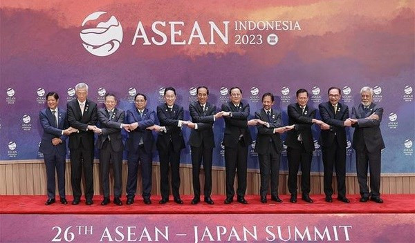 El primer ministro de Vietnam, Pham Minh Chinh, en la 26 Cumbre Asean-Japón. (Fotografía: VNA) El primer ministro de Vietnam, Pham Minh Chinh, en la 26 Cumbre Asean-Japón. (Fotografía: VNA)