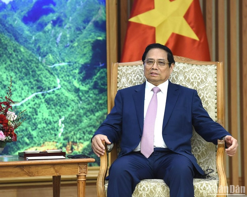 El premier vietnamita da palabras.