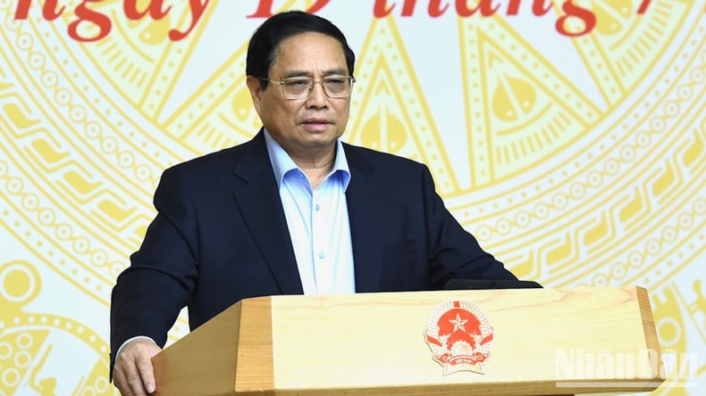 El primer ministro de Vietnam, Pham Minh Chinh, interviene en la reunión. El primer ministro de Vietnam, Pham Minh Chinh, interviene en la reunión.