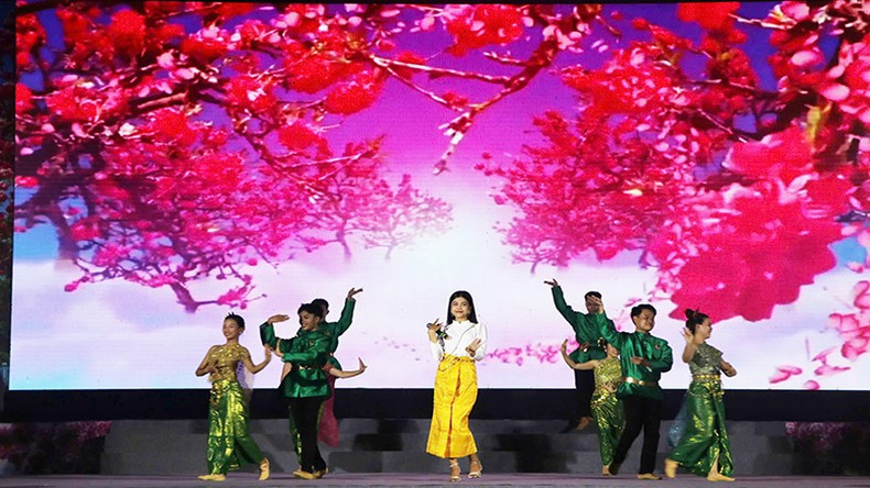 Una actuación del arte de la danza jemer en la ceremonia inaugural del evento, celebrada este sábado. Una actuación del arte de la danza jemer en la ceremonia inaugural del evento, celebrada este sábado.