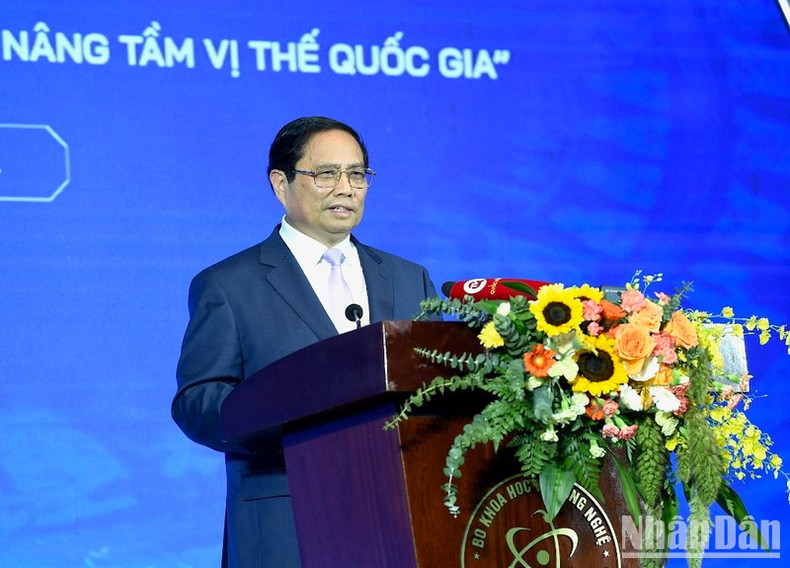 El premier interviene en el acto conmemorativo. El premier interviene en el acto conmemorativo.