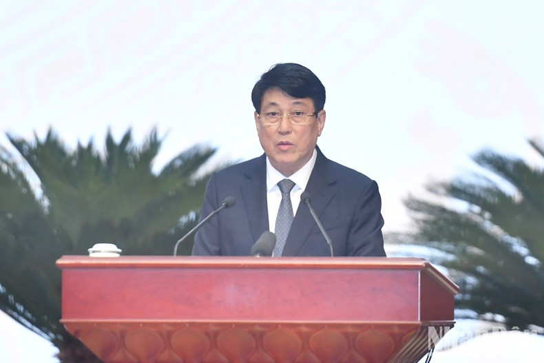 El miembro permanente del Secretariado del Comité Central del Partido, Luong Cuong. El miembro permanente del Secretariado del Comité Central del Partido, Luong Cuong.