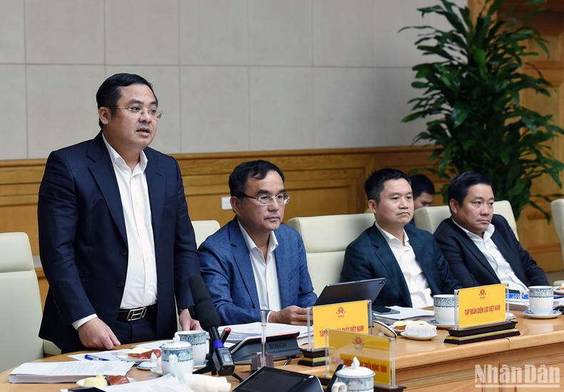 El director general de la Corporación Nacional de Química (Vinachem), Phung Quang Hiep. El director general de la Corporación Nacional de Química (Vinachem), Phung Quang Hiep.