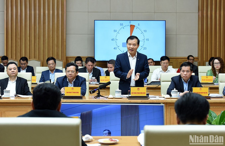 El subjefe de la Oficina Central del Partido Comunista de Vietnam (PCV) Bui Van Thach. El subjefe de la Oficina Central del Partido Comunista de Vietnam (PCV) Bui Van Thach.