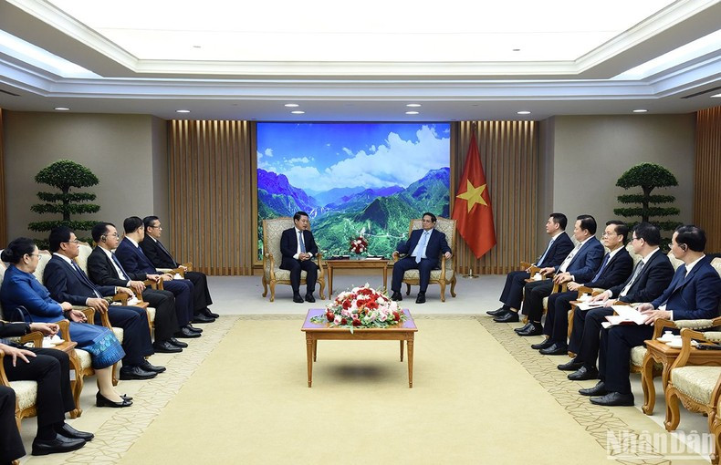 Escena de la reunión.