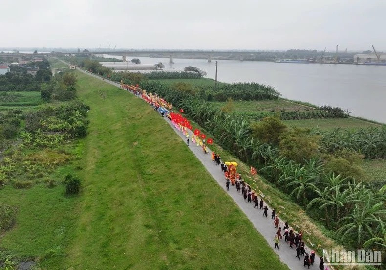 Integran la comitiva de este año casi diez personas. La ruta por recorrer fue de unos tres kilómetros. Integran la comitiva de este año casi diez personas. La ruta por recorrer fue de unos tres kilómetros.