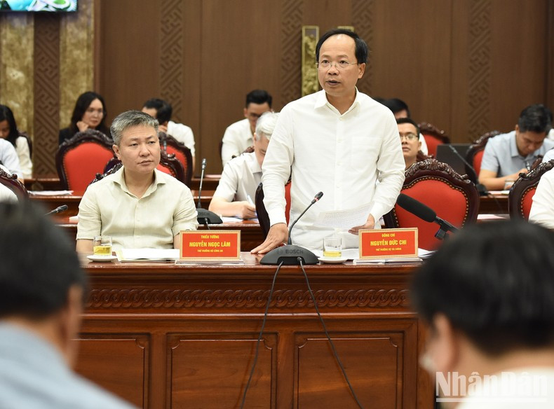 El viceministro de Transporte Nguyen Duy Lam.