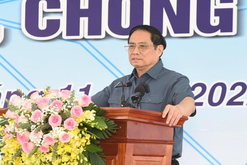 El premier da sus palabras. El premier da sus palabras.