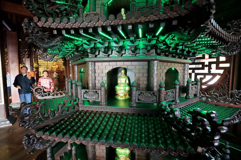 Una torre en el interior de la pagoda.