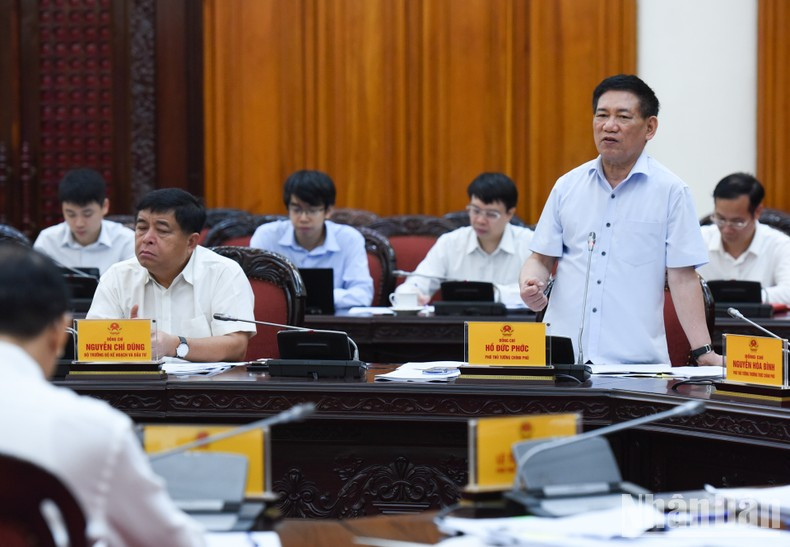 El vice primer ministro y titular de Finanzas, Ho Duc Phoc. El vice primer ministro y titular de Finanzas, Ho Duc Phoc.