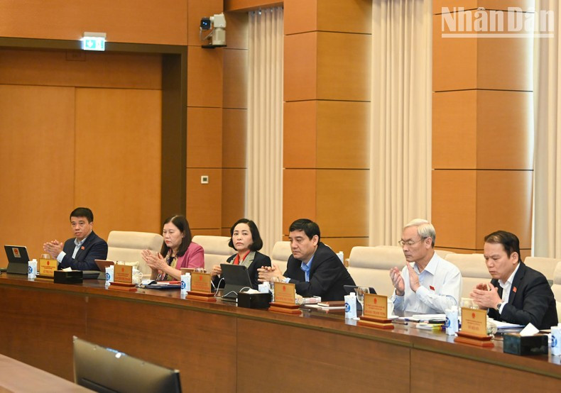 Miembros del Comité Permanente de la ANV. Miembros del Comité Permanente de la ANV.