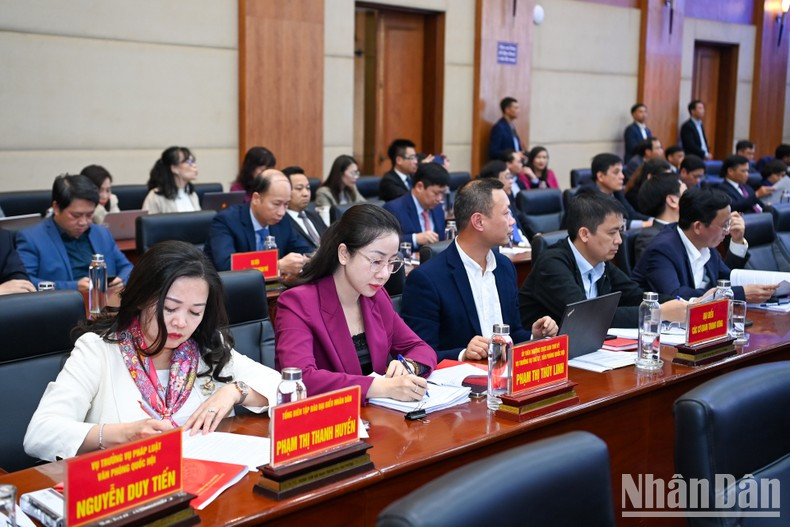 Delegados a la sesión de trabajo.