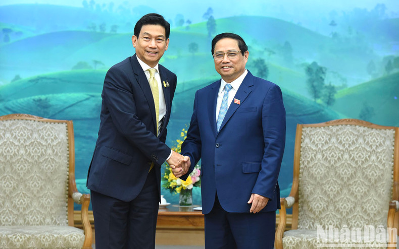 El jefe de Gobierno vietnamita se reúne con el vice primer ministro y canciller de Tailandia. El jefe de Gobierno vietnamita se reúne con el vice primer ministro y canciller de Tailandia.