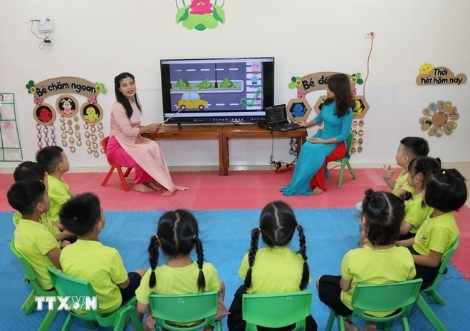 Todas las 63 provincias y ciudades de Vietnam han logrado la matriculación en educación primaria. (Fotografía: VNA)