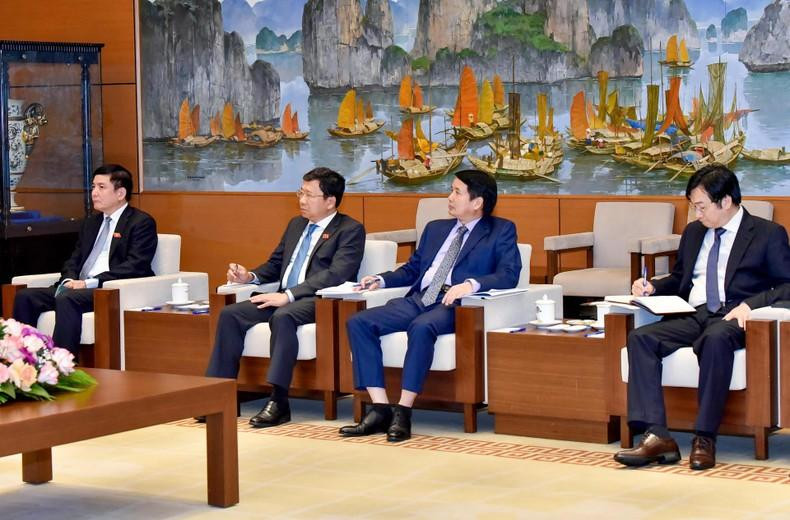 Los anfitriones en el encuentro.