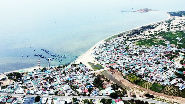 La aldea pesquera de Thai An a vista de pájaro. La aldea pesquera de Thai An a vista de pájaro.