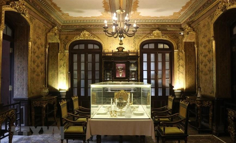 Habitaciones lujosas de estilo europeo en el palacio. Habitaciones lujosas de estilo europeo en el palacio.